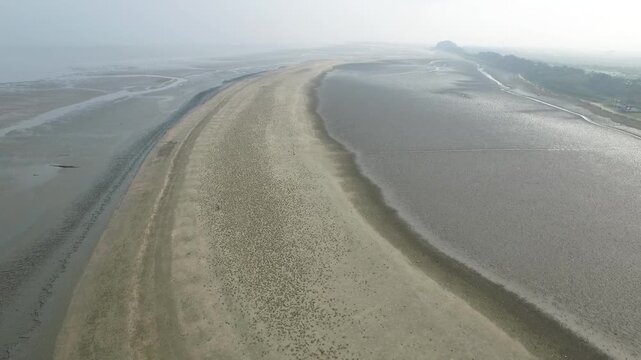 Korea Gochang tidal flat UNESCO World Heritage migratory birds sea experience fishing traditional fish trap Korea 고창 갯벌 유네스코 세계유산 철새 바다 갯벌체험 고기잡이 어업 어살 전통어법 수산물 해양