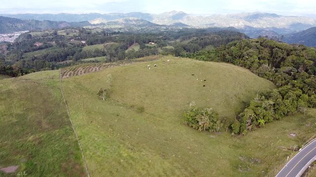Monta&ntilde;as con mucha naturaleza en murillo tolima