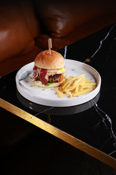 beef steak mini burger with potatoes