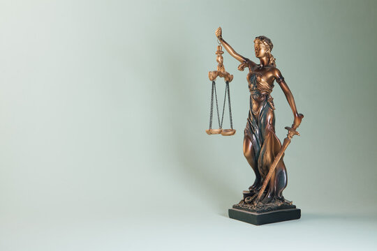 Classic bronze Lady Justice statue