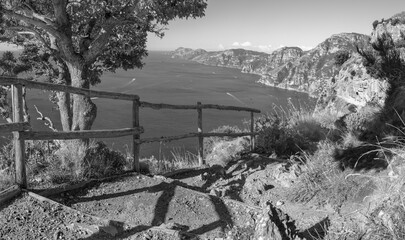 Obraz premium Sentiero Degli Dei - hiking Amalfi coast - Path of the Gods - Costiera Amalfitana
