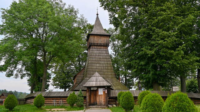 Erzengel-Michael-Kirche in Debno bei Czorsztyn -Holzkirche