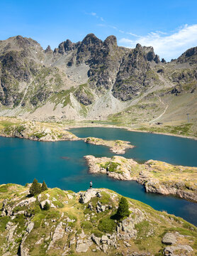 Alpine Travel Destination &ndash; Roberts Lakes, Chamrousse
