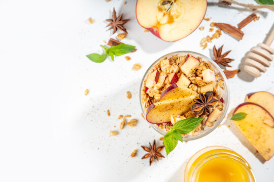 Apple Pie Granola Layered dessert