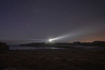 Le phare et son feu © antoine