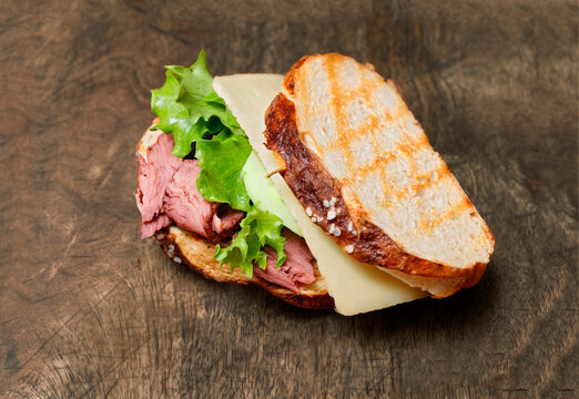 Roast beef sandwich