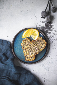 Lemon poppy seed cake