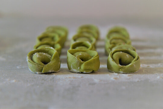 Fresh green cappelletti