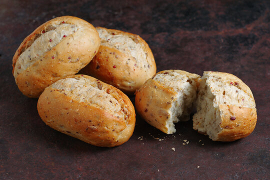 Freshly Baked Whole Grain Buns