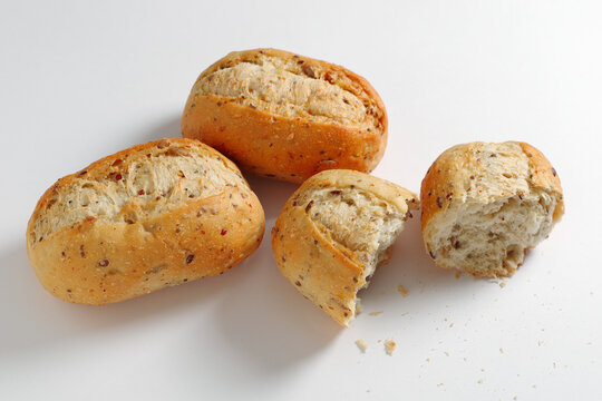 Fresh Multigrain Whole Wheat Buns