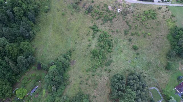 Krynica-Zdr&oacute;j - Polska - Architektura , domy , Jaworzyna Krynicka, nagrane dronem. Miasto i przyroda, g&oacute;ry, domy.
