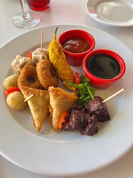 Assiette ap&eacute;ritive cr&eacute;ole 