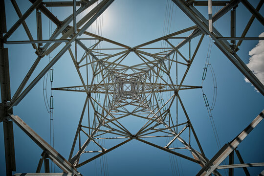 traliccio elettrico
