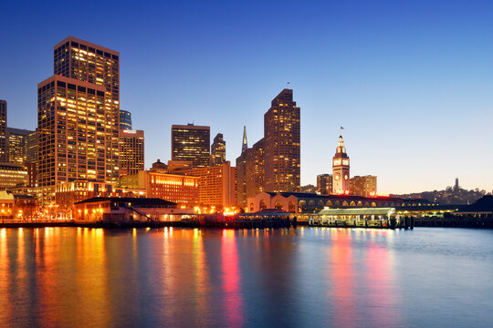 USA, California, San Francisco, Financial District,  Embarcadero, Ferry Building and Telegraph Hill with Coit Tower at blue hour