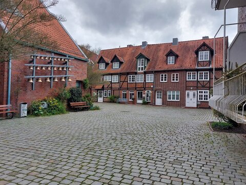 Hansestadt Buxtehude,  Altstadt,  Stadtansicht,  Der Stavenort Platz  f&uuml;r Veranstaltungen und das Glockenspiel
