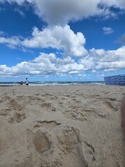 beach and sea © Marcin
