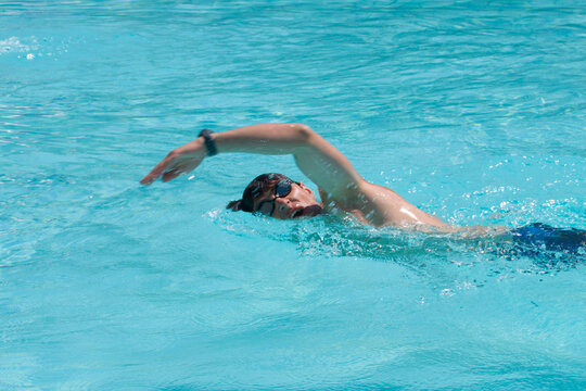 A swimming young man (the crawl)