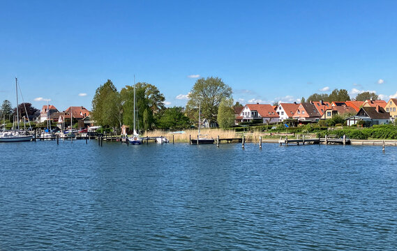 Schifffahrt auf der Schlei ...vorbei an Arnis