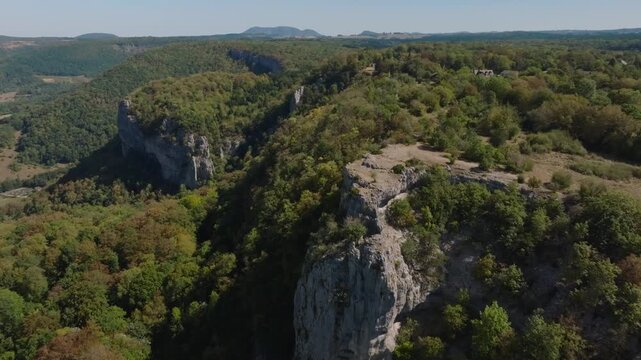 Vue sur le cirque naturel du Fer-&agrave;-Cheval, Jura (39)