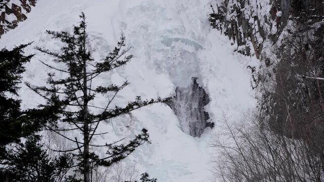 北海道　層雲峡　冬の滝
