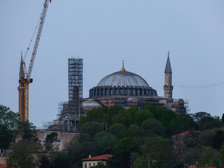 Traditional Ottoman mosque in the heart of Istanbul © enginakyurt