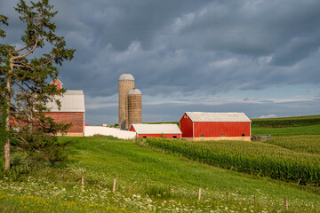 midwest barn © mark