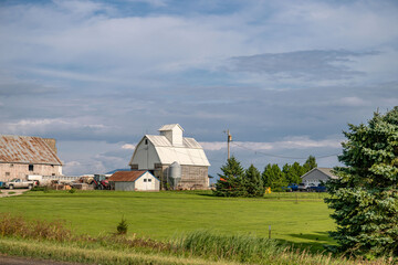midwestern barn © mark
