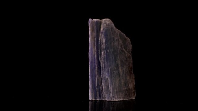 kyanite bearing mica schist - mica kyanite schist