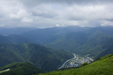 Fototapeta premium This is a landscape of the Taebaek Mountains in Gangwon-do, South Korea.
