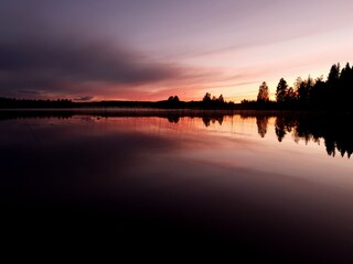 Obraz premium sunset on the lake