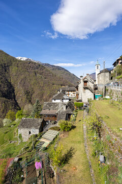 Village of Mosogno in Swiss Alps mountains in canton Ticino in Onsernone Valley, Switzerland