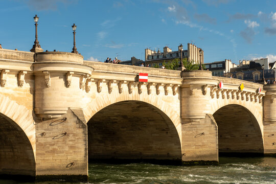 Paris, France: The Pont Neuf ( "New Bridge") is the oldest standing bridge across the river Seine in Paris