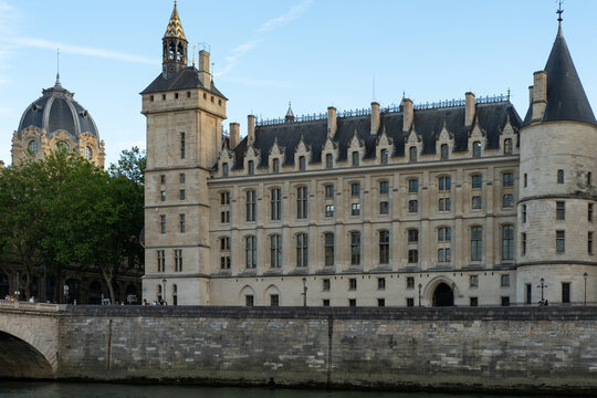 Paris, France: The Conciergerie, a former courthouse and prison in Paris, France located on the west of the &Icirc;le de la Cit&eacute;