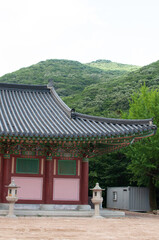 Obraz premium korean pavilion in the temple