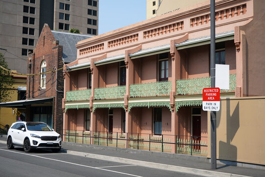 Building with cast iron lacework balustrade in Cumberland Street, The Rocks.