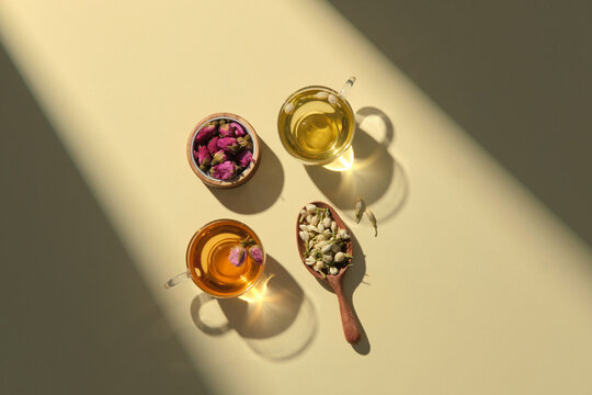 Delicate floral teas with jasmine and rosebuds