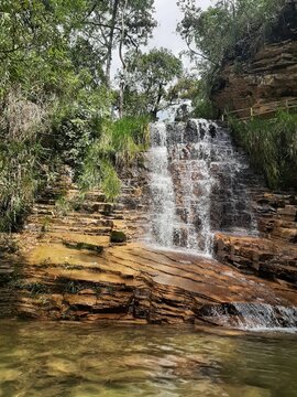 Uma linda cachoeira ou cascata, na cidade de S&atilde;o Thom&eacute; das Letras, sul do estado de Minas Gerais, Brasil.