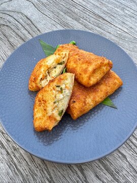 Risoles, Indonesian fried pastry rolls with creamy filling