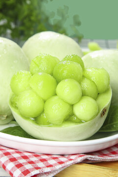 Fresh Green Jade Melon Balls from Shandong Nanhui - Organic Green Fleshed Fruit Produce