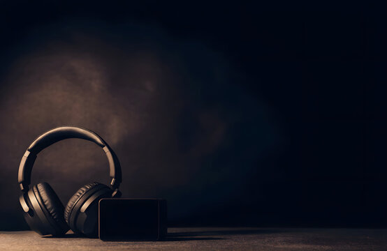 mp3 player with headphones