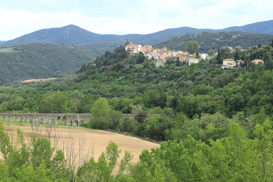 France, massif des Corbi&egrave;res, Ansignan 
