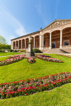 Germany, Baden-Wuerttemberg, Baden-Baden, Pump room in park