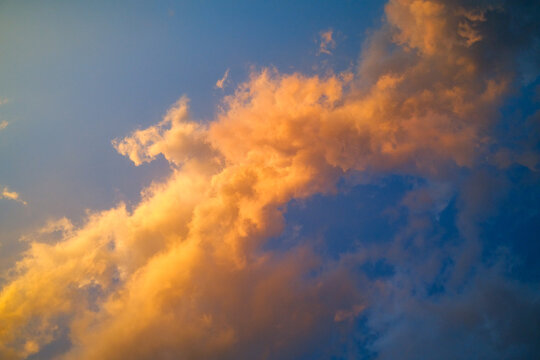 Pleasant Soft Evening Sky Background Texture