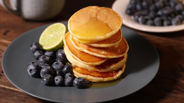Blueberry pancakes with honey