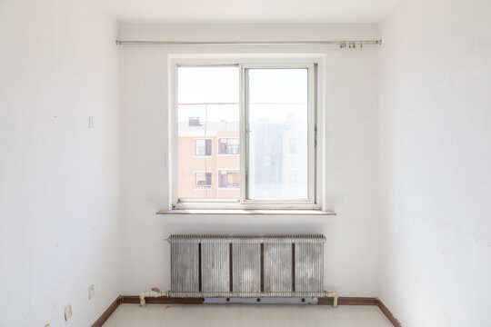 The interior of the empty room