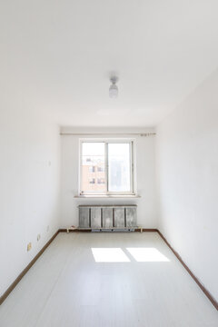 The interior of the empty room