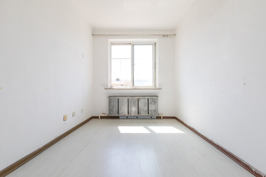 The interior of the empty room