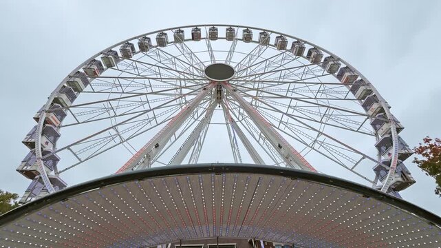 Ferris Wheel Amusement Park Roermond Netherlands Cloudy Day