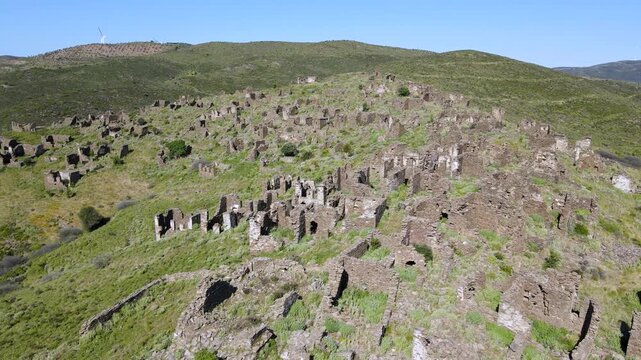 A Greek village that was abandoned as a result of the deportation and forced migration of Turkish-Greek citizens in accordance with the agreement signed as an annex to the Lausanne Peace Treaty.