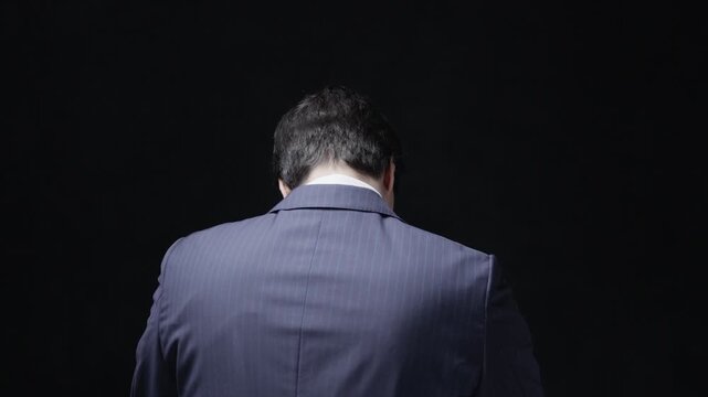 落ち込むビジネスマン